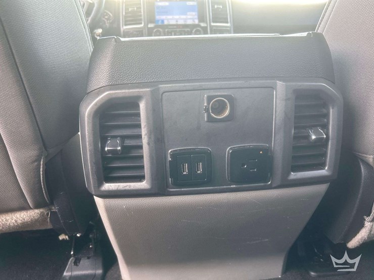 2017-ford-f150-image-27