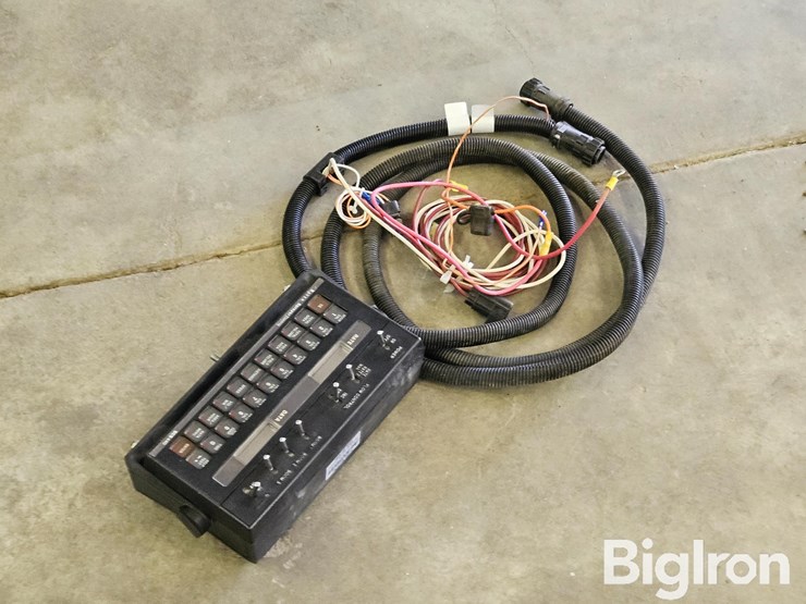 raven-scs440-sprayer-control-w/-wiring-harness-image-5