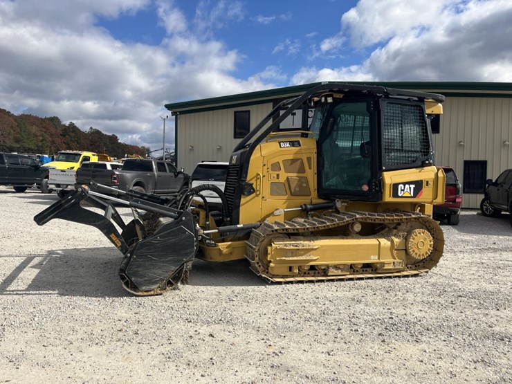 2021-caterpillar-d3k2-xl-image-1