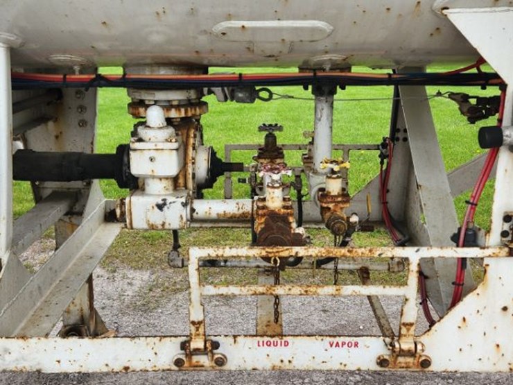 1979-lubbock-tanker-trailer-(lld1470)-image-13