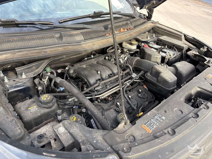 2018-ford-explorer-image-10