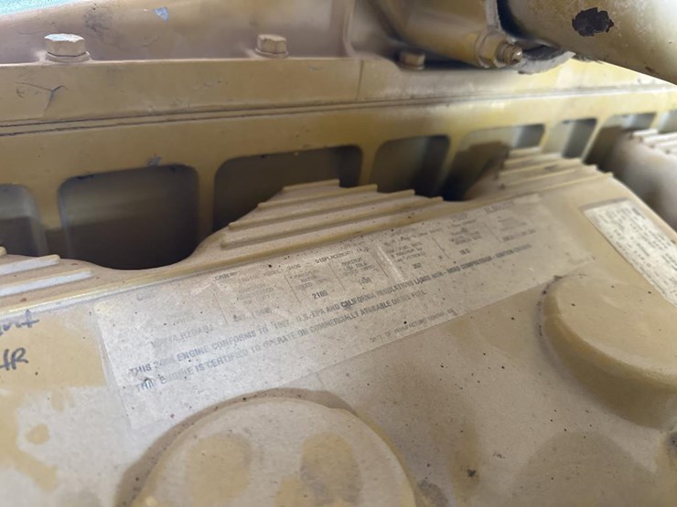 caterpillar-365-kw-image-21