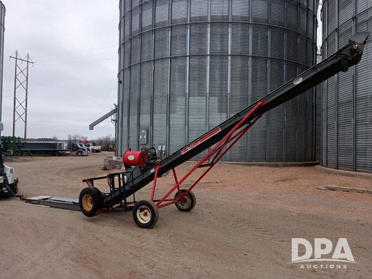 2009-doyle-field-loader-(pd5341)-image-2