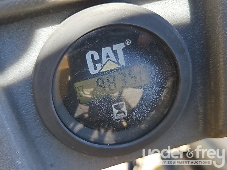 2012-caterpillar-ap-655d-image-41