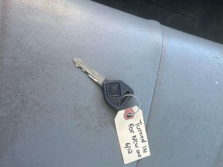 2006-international-durastar-4300-image-73