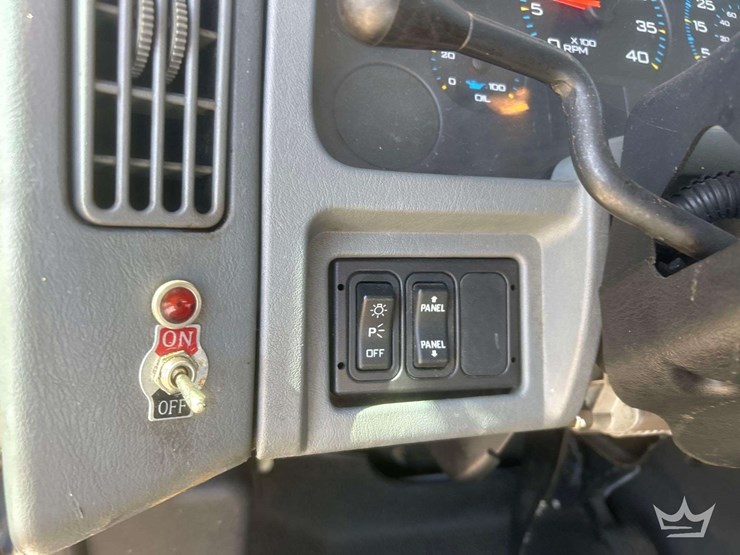 2006-international-durastar-4300-image-25