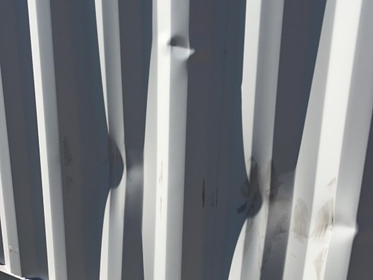 40'-5-door-high-cube-shipping-container-image-4