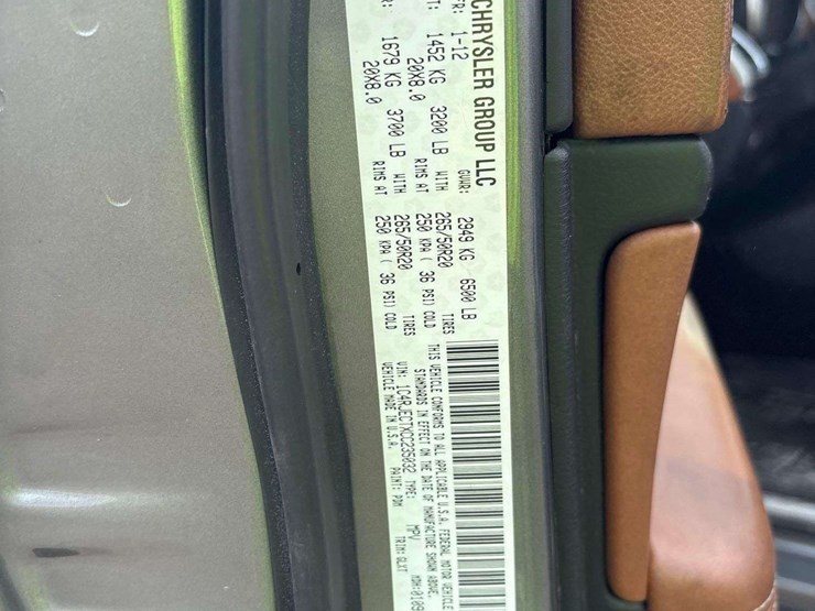 2012-jeep-grand-cherokee-image-6