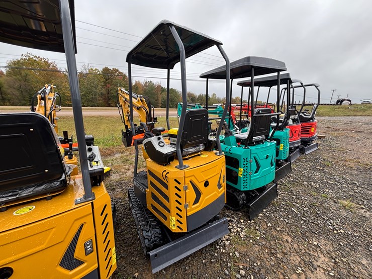 #81-•-cfg-industrial-mx12rx-mini-excavator-image-3