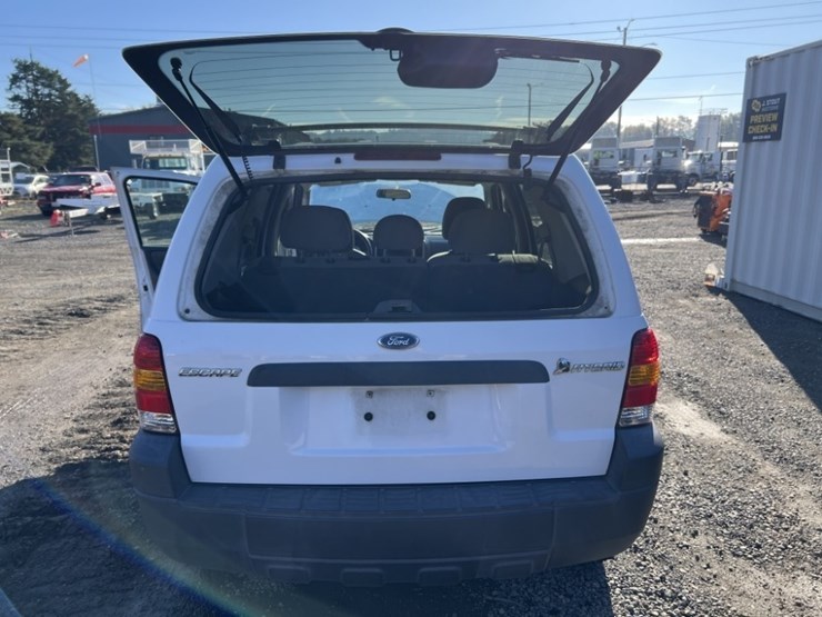 2006-ford-escape-hybrid-image-18