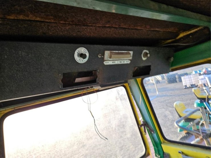 john-deere-4230-image-14