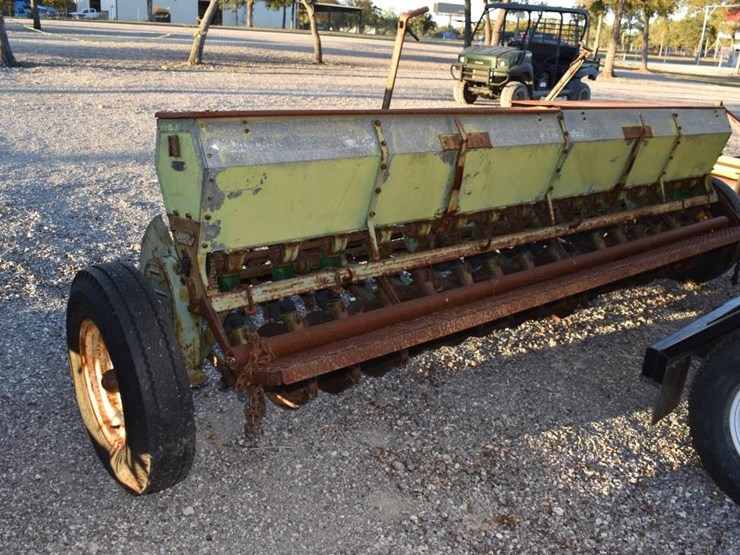 12'-jd-grain-drill-image-4