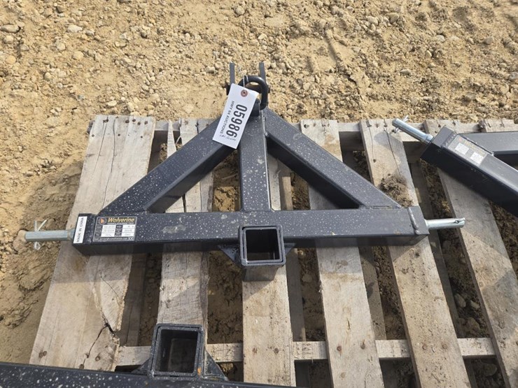 #5986-•-new-wolverine-quick-hitch-w/-2"-trailer-receiver-image-1