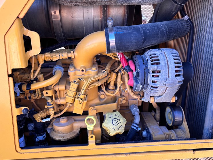 2022-deere-650k-image-20