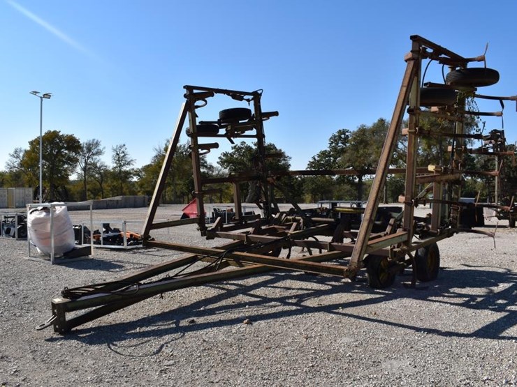 john-deere-1600-image-1