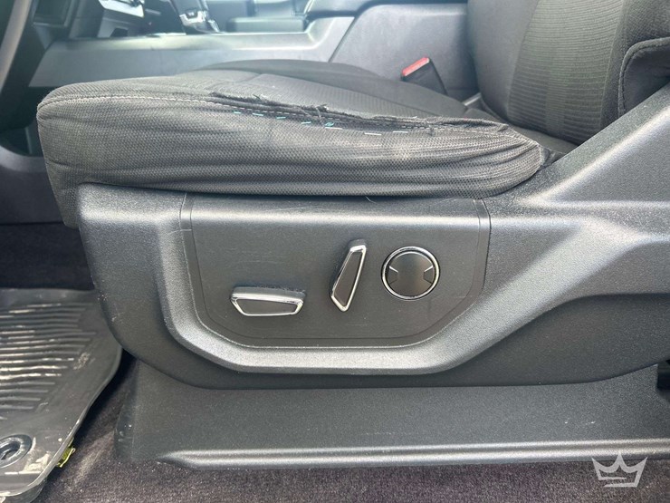 2016-ford-f150-image-21