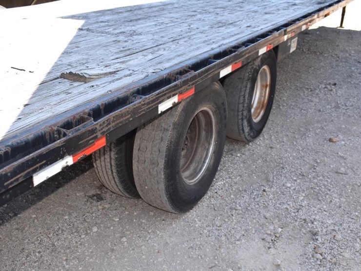 2014-40'-pj-tandem-dual-gooseneck-trailer-(serial-#-4p5d4029e1206660)-(titl-image-6
