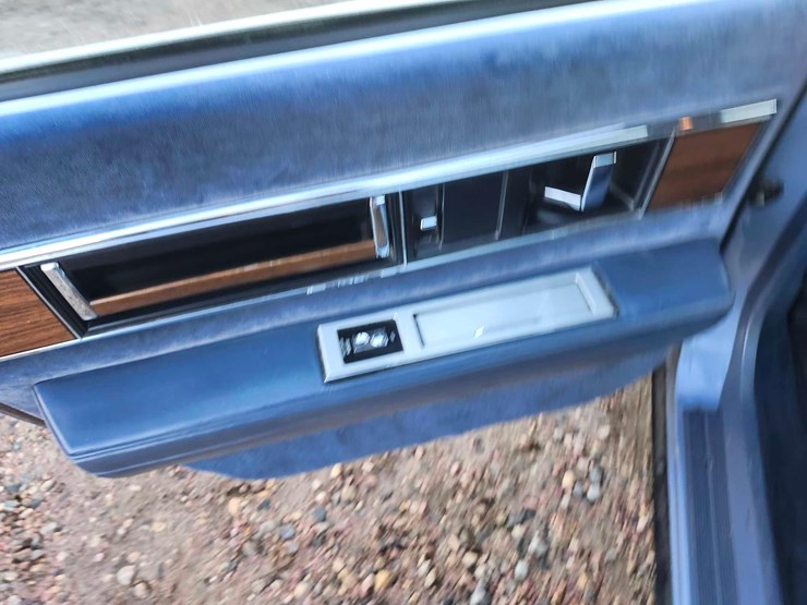 1985-oldsmobile-ninety-eight-regency-image-87