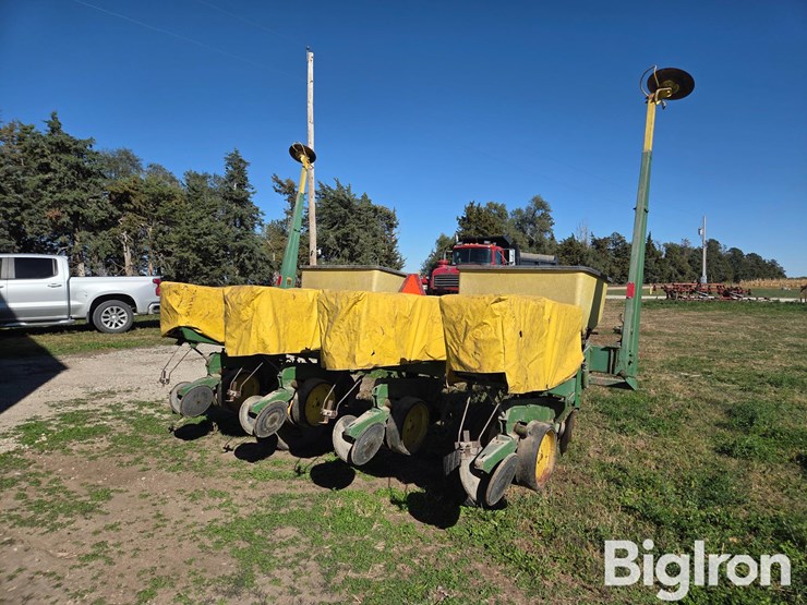 john-deere-7000-image-5