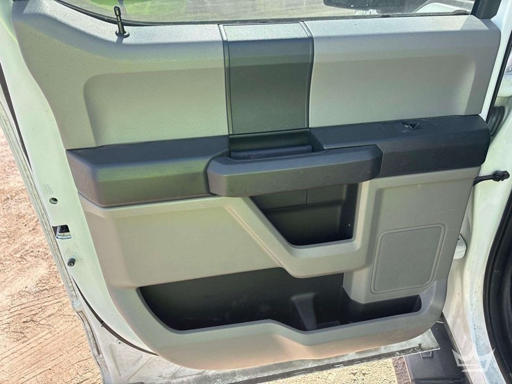 2018-ford-f150-image-18