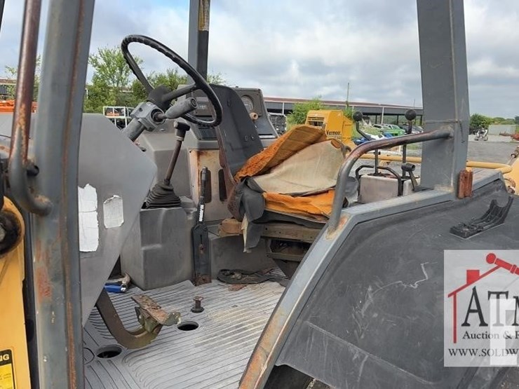 1996-ford-555d-image-20