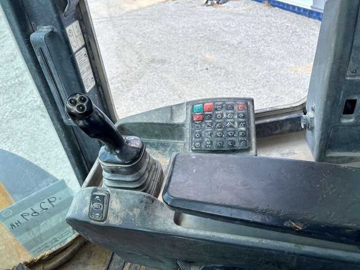 2015-deere-544k-image-13