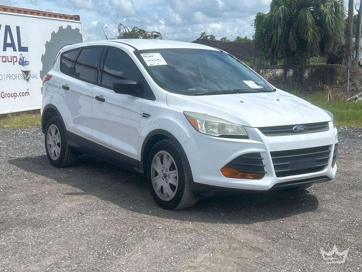 2015-ford-escape-image-2