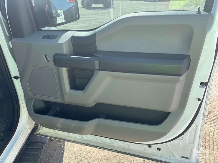 2018-ford-f150-image-25