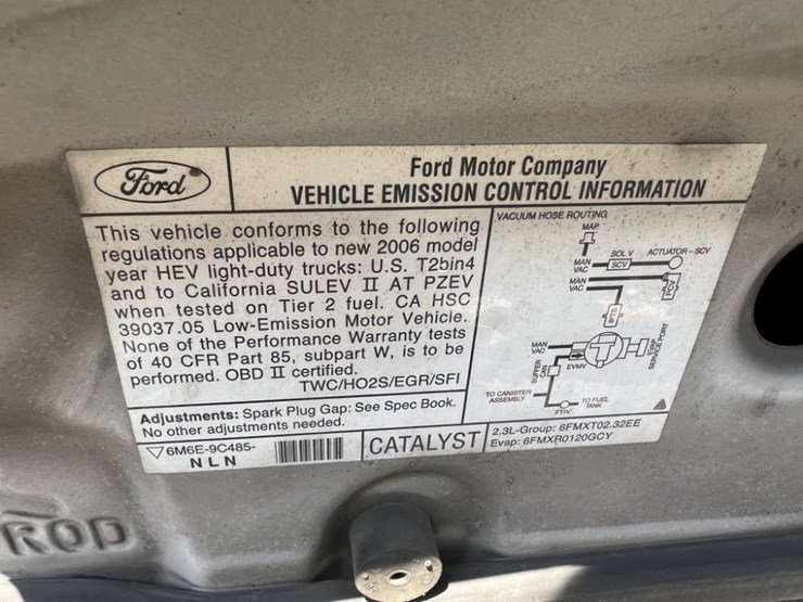 2006-ford-escape-hybrid-image-13