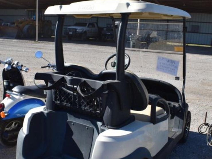club-car-golf-cart-(electric-w/-charger)-(serial-#-je1949-031885)-(k)-image-4