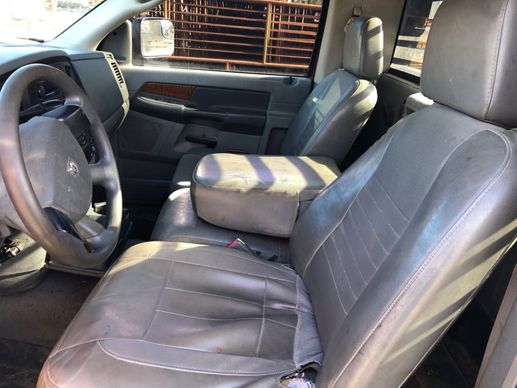 2008-dodge-2500-image-7