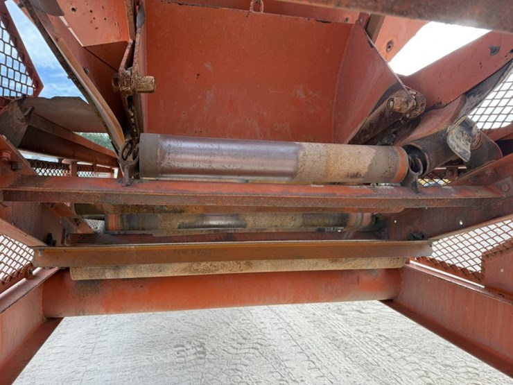 john-deere-8-image-34