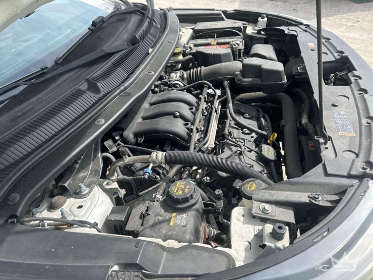 2017-ford-explorer-image-5