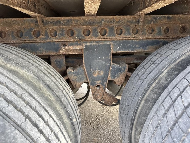 caterpillar-365-kw-image-33