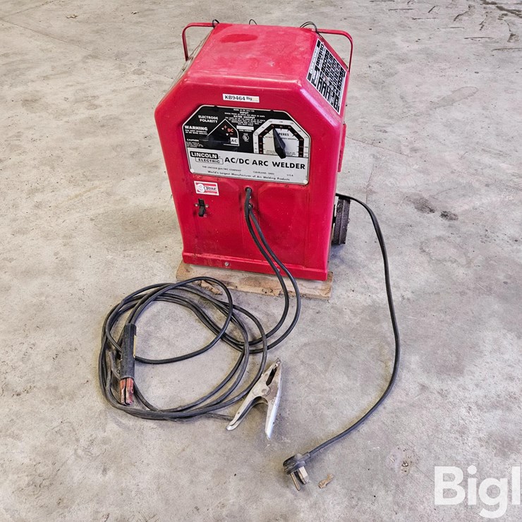 Lincoln 225/125 AC/DC Arc Welder