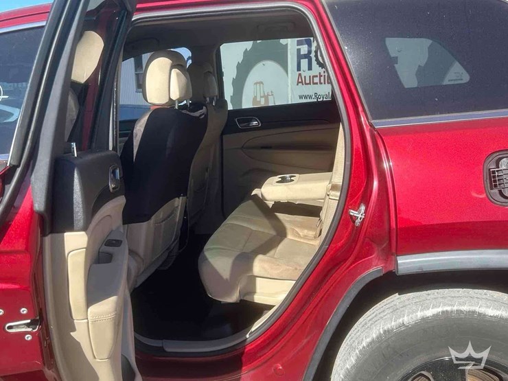 2014-jeep-grand-cherokee-image-21