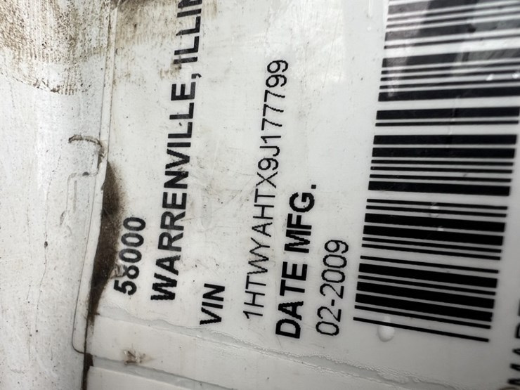 2009-international-7600-image-10