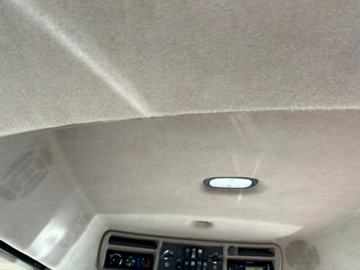 2013-case-ih-steiger-550-image-29