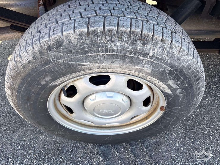 2013-ford-f150-image-21