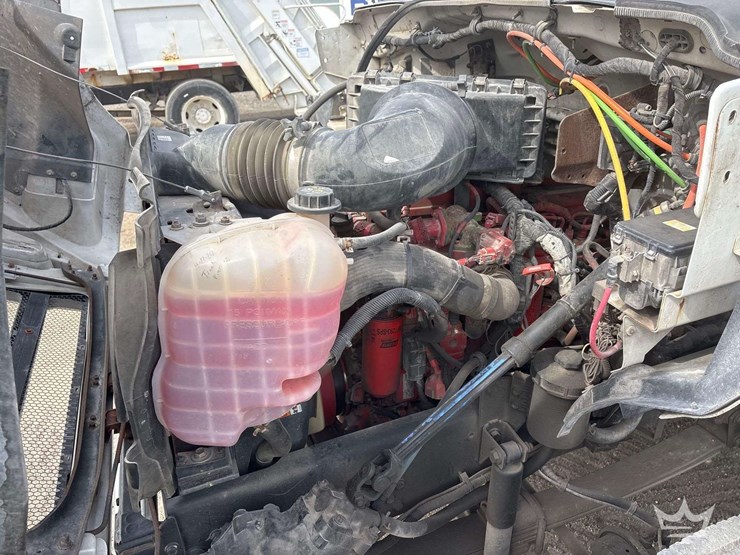 2012-ford-f750-image-22