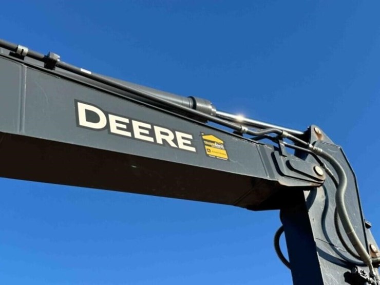 2023-john-deere-210p-excavator-image-16