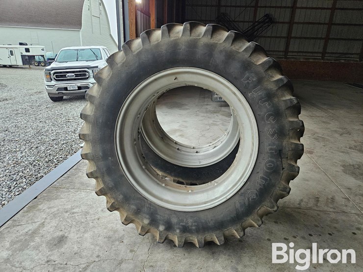 firestone-18.4r42-tires-on-case-ih-rims-image-9