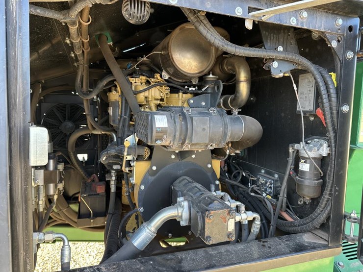 2021-mccloskey-r155-image-70