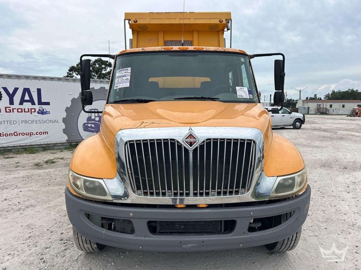 2013-international-durastar-4300-image-30