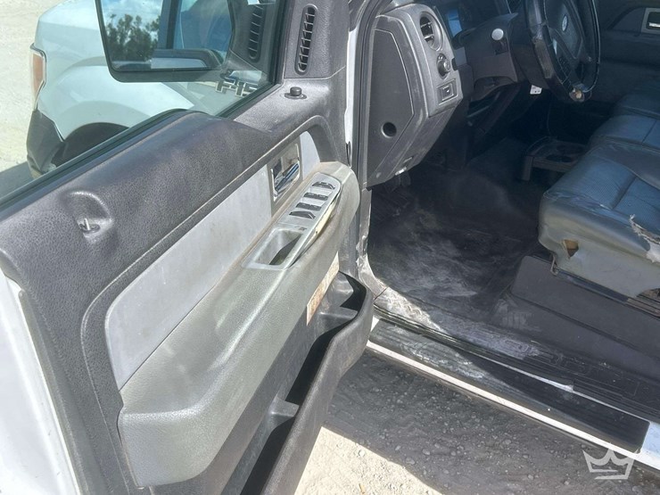 2011-ford-f150-image-10