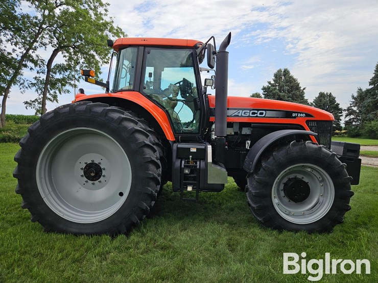 2007-agco-dt240a-image-4