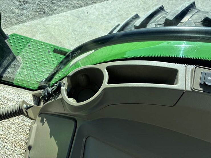 2024-john-deere-8r-410-image-83