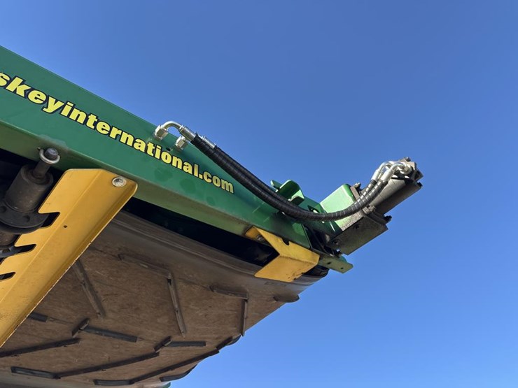 2021-mccloskey-r155-image-43