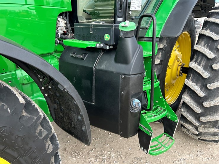 2014-john-deere-8270r-image-25