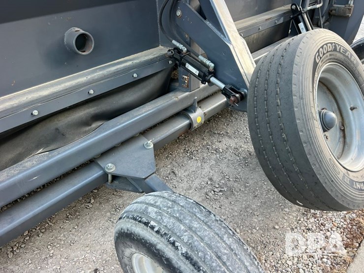 2016-loftness-240d-windrowing-crop-shredder-(lld1373)-image-15